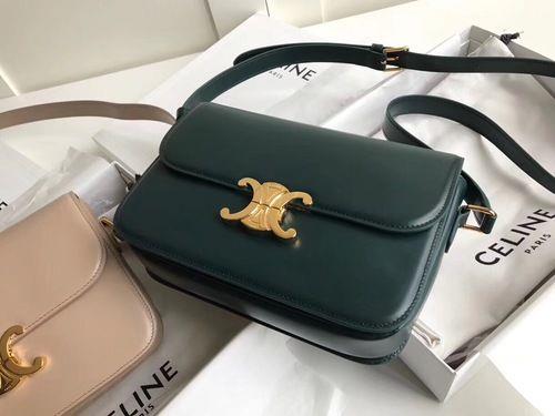 2019 不败包款!选择质感“金扣”,集结时尚美丽与俐落大方 内容图14 女神网-大潮社TV实时追踪属于女人新资讯的综合网站! 2019 不败包款!选择质感“金扣”,集结时尚美丽与俐落大方 最新 图14张