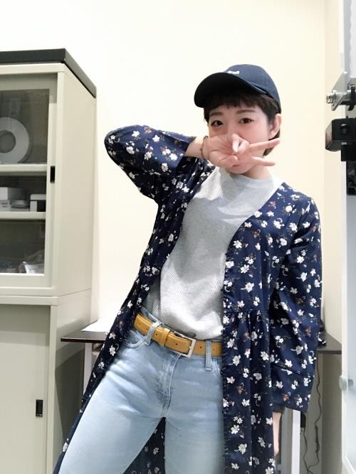 “花”现藏不住的春意!复古碎花春装的减龄穿搭术 内容图5 女神网-大潮社TV实时追踪属于女人新资讯的综合网站! 20170624014257034_500.jpg