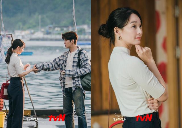 超会穿!“申敏儿”《海岸村恰恰恰》首尔时尚上班族穿搭指标:每件单品都值得收集 内容图2 女神网-大潮社TV实时追踪属于女人新资讯的综合网站! 超会穿!“申敏儿”《海岸村恰恰恰》首尔时尚上班族穿搭指标:每件单品都值得收集 最新 图2张