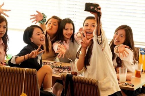 25 岁是女生友谊分水岭：当年一起拍大头贴的“影中人”，你现在还有连络吗？