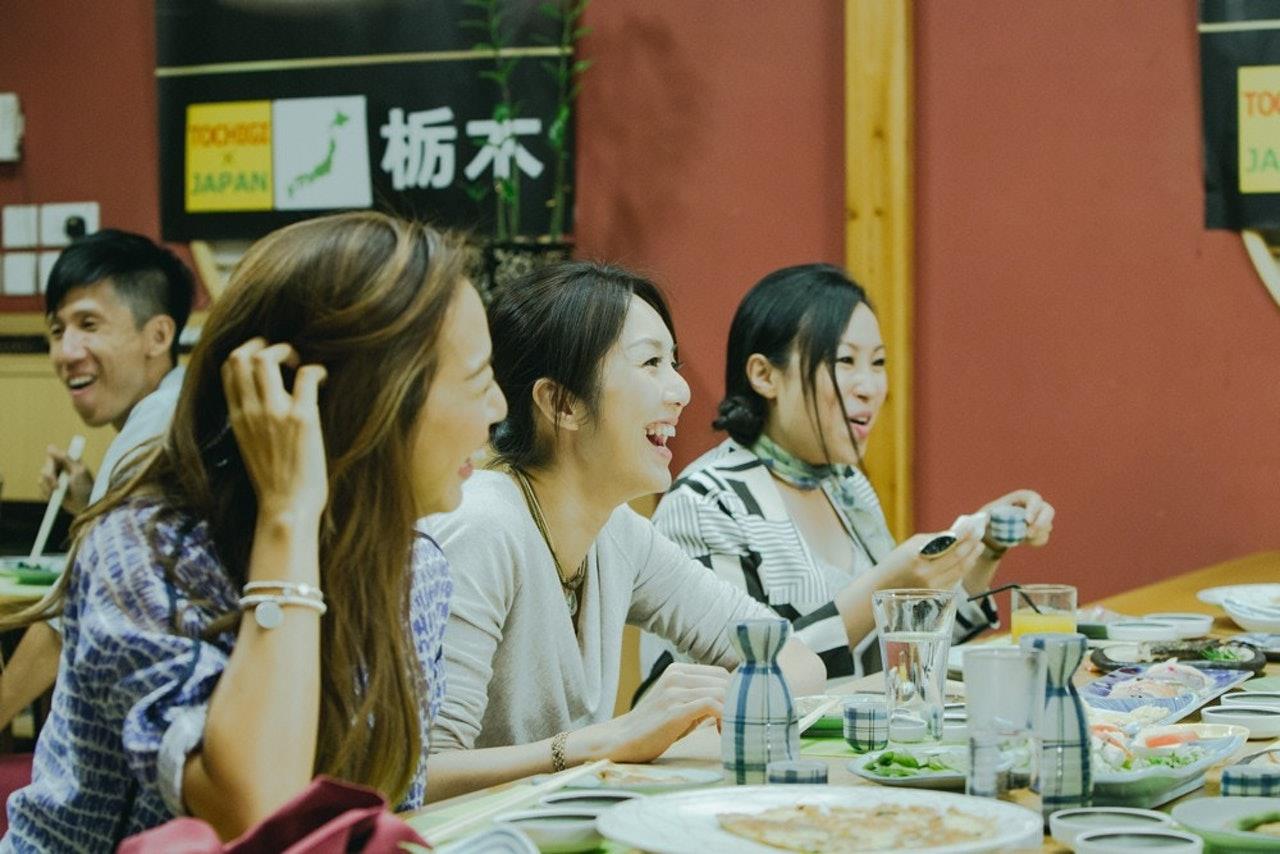 25 岁是女生友谊分水岭:当年一起拍大头贴的“影中人”,你现在还有连络吗? 内容图4 女神网-大潮社TV实时追踪属于女人新资讯的综合网站! YCLbPyERbdWGMQV9g87WJ1isvdKaAbYz_JwEdfycBHU.jpg