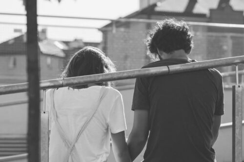 当对方越讲越气该怎么降温？说不出我爱你，但可以说“谢谢你告诉我”