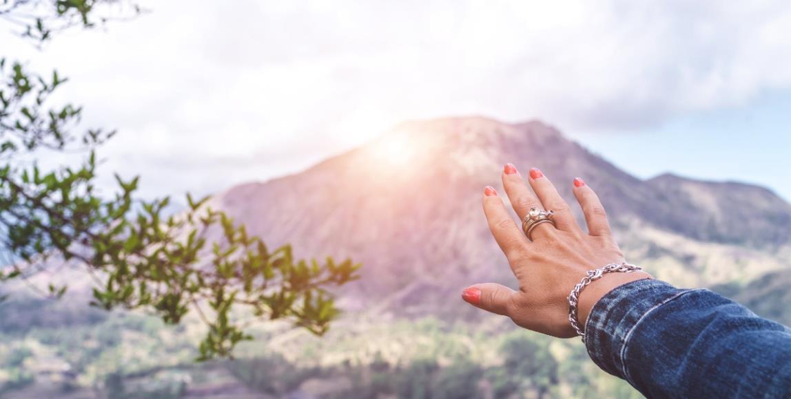 大人的梦境童话:众说纷纭的 30 岁,我只愿做自己的许愿池 内容图1 女神网-大潮社TV实时追踪属于女人新资讯的综合网站! 大人的梦境童话:众说纷纭的 30 岁,我只愿做自己的许愿池 女人心事 图1张