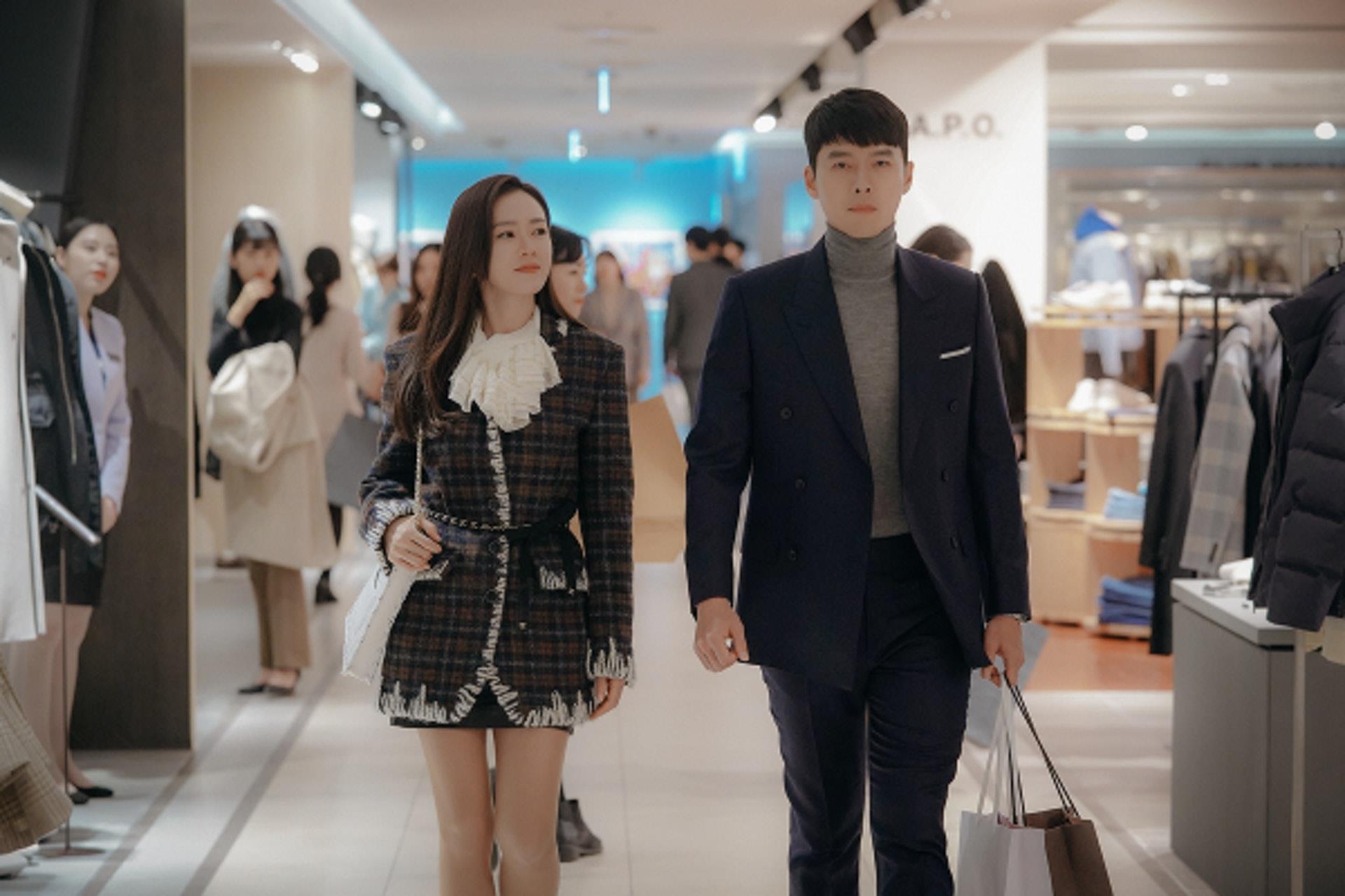 日本男性票选女性最性感的 10 个瞬间:拨浏海、伸懒腰…不经意的小动作也藏着莫名的吸引力 内容图2 女神网-大潮社TV实时追踪属于女人新资讯的综合网站! NNxP-MyweeIgxvpiZNaB7eqI16F1_kRgcSUMgnElDII