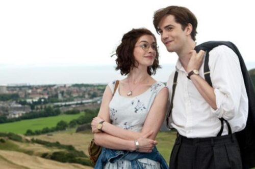 是暧昧还是想太多？剖析约会小举动！心理学家：“卷袖子也是关键”