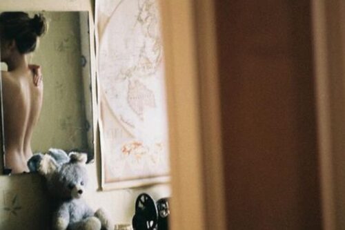 我们的爱情不平等，但却深陷无法自拔，致：不想再待在第三者位置的你