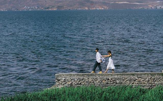 害怕单身带来的寂寞?比起让自己变成无头苍蝇没有目标,更应该从每段感情里摸索出真正适合的另一半 内容图3 女神网-大潮社TV实时追踪属于女人新资讯的综合网站! 害怕单身带来的寂寞?比起让自己变成无头苍蝇没有目标,更应该从每段感情里摸索出真正适合的另一半 女人心事 图3张