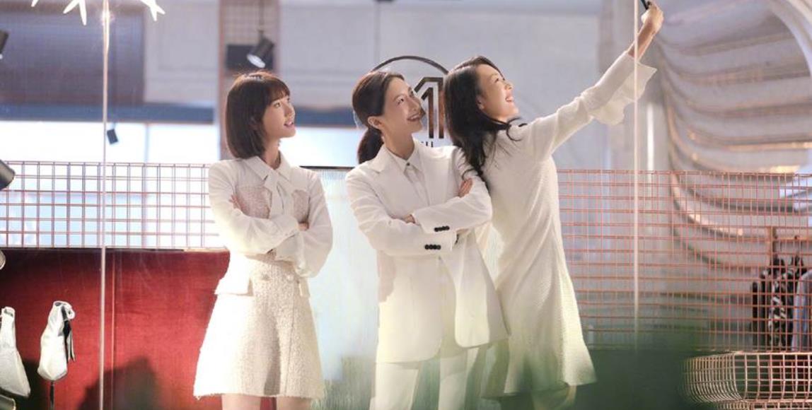 做个内外在兼具的女人!不管是外在条件或者内在心灵,当两者能平衡,便能散发出最自然的自信 内容图1 女神网-大潮社TV实时追踪属于女人新资讯的综合网站! 做个内外在兼具的女人!不管是外在条件或者内在心灵,当两者能平衡,便能散发出最自然的自信 女人心事 图1张