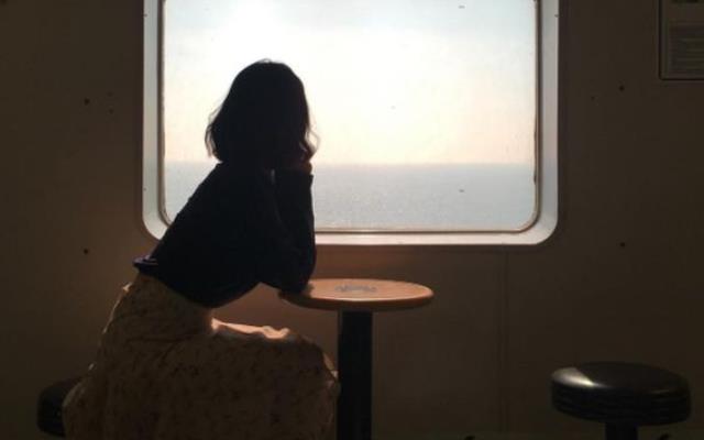 不断寻找备胎就一定是错的吗?爱得越深、就伤得越重:我们都在飘忽的爱情里摸索出更深的人生价值 内容图3 女神网-大潮社TV实时追踪属于女人新资讯的综合网站! 不断寻找备胎就一定是错的吗?爱得越深、就伤得越重:我们都在飘忽的爱情里摸索出更深的人生价值 女人心事 图3张