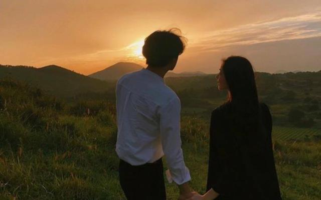 如何重建缺乏的安全感?将微小承诺逐步建立彼此的信任关系,慢慢成为对方的避风港 内容图2 女神网-大潮社TV实时追踪属于女人新资讯的综合网站! 如何重建缺乏的安全感?将微小承诺逐步建立彼此的信任关系,慢慢成为对方的避风港 女人心事 图2张