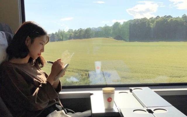 安全感是食物之外最重要的生存需求:它是建立稳定情绪、良善人际互动的必备法则 内容图2 女神网-大潮社TV实时追踪属于女人新资讯的综合网站! 安全感是食物之外最重要的生存需求:它是建立稳定情绪、良善人际互动的必备法则 女人心事 图2张