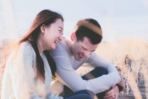 不急着晕船！正式交往前要做的 4 件事：享受友达以上恋人未满的暧昧期