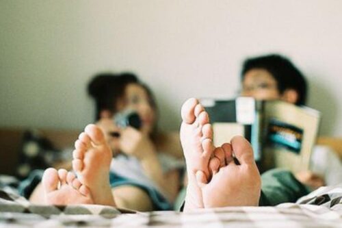 爱人伴侣相处之道：爱的五种语言ｘ相处的黄金比例，我们的爱不再鸡同鸭讲