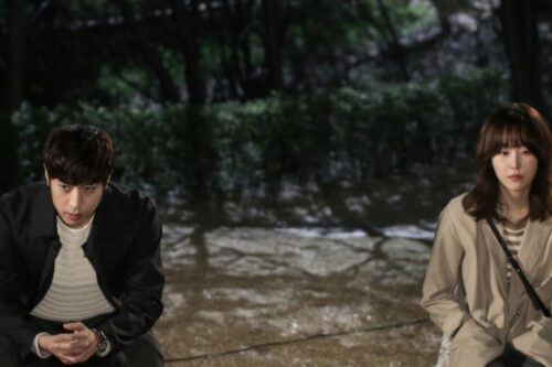 《对爱，一直以来你都想错了》：没有一个人的勉强幸福，分手后也没有谁比谁难过