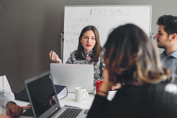 为什么拼死拼活,还是穷忙族?因为 25 岁至 35 岁的努力决定你一生收入 90% 内容图4 女神网-大潮社TV实时追踪属于女人新资讯的综合网站! f0180ce2c94e8f1c243c8d032db0a177.jpg