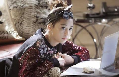 暂时抛开记事本上繁乱的事物吧!适度让大脑“放空”才会更聪明灵活 内容图5 女神网-大潮社TV实时追踪属于女人新资讯的综合网站! 暂时抛开记事本上繁乱的事物吧!适度让大脑“放空”才会更聪明灵活 心灵励志 图5张