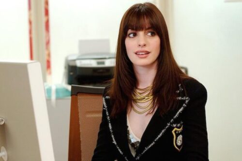 面对大起大落的人生，坚守不轻易服输的态度：“成功，是屡经失败后仍保有热忱的能力。”