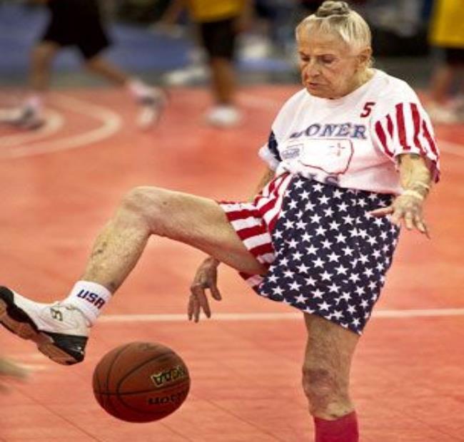 逐梦没有年龄限制!走到人生后半场,什么事是你愿意花一辈子去做的? 内容图4 女神网-大潮社TV实时追踪属于女人新资讯的综合网站! FotoJet (76)