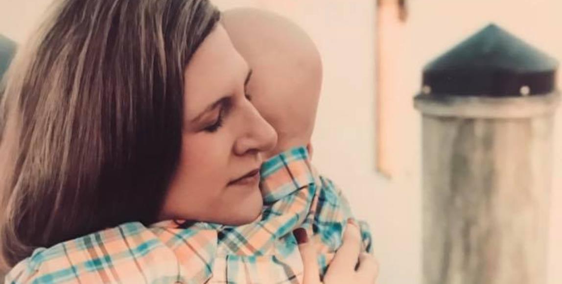 “宝贝,你不需要再和癌症战斗了!”她放弃急救,决定和孩子用笑容度过最后的时光 内容图1 女神网-大潮社TV实时追踪属于女人新资讯的综合网站! “宝贝,你不需要再和癌症战斗了!”她放弃急救,决定和孩子用笑容度过最后的时光 心灵励志 图1张