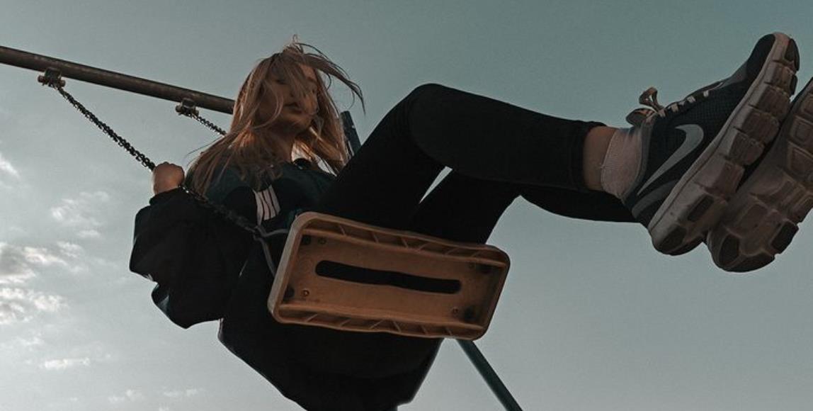 从责怪父母到改变自我:反思时代差距,倾听内在声音,人人皆可索引出自己的路 内容图1 女神网-大潮社TV实时追踪属于女人新资讯的综合网站! 从责怪父母到改变自我:反思时代差距,倾听内在声音,人人皆可索引出自己的路 心灵励志 图1张