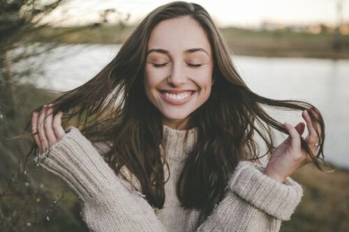 岁月袭容貌，少女心大人：成熟并不容易，但熟成的过程换来的是饱实且丰润的新面貌