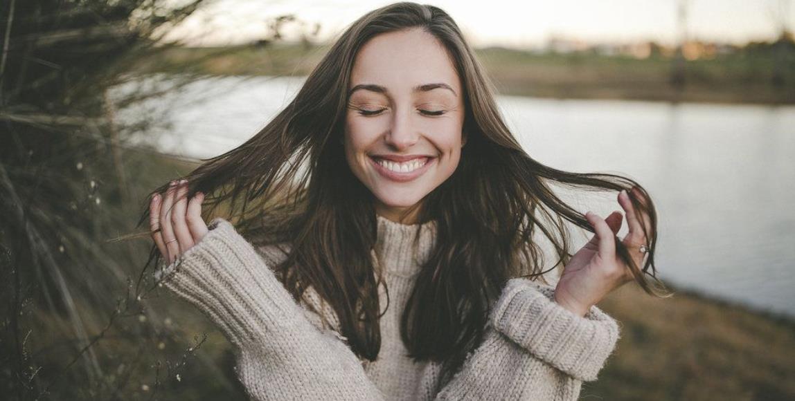 岁月袭容貌,少女心大人:成熟并不容易,但熟成的过程换来的是饱实且丰润的新面貌 内容图1 女神网-大潮社TV实时追踪属于女人新资讯的综合网站! 岁月袭容貌,少女心大人:成熟并不容易,但熟成的过程换来的是饱实且丰润的新面貌 心灵励志 图1张