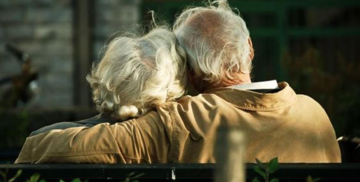 同甘何其容易,共苦随喜自便:承受苦难若有一份额度,你愿意分给你爱的人吗? 内容图1 女神网-大潮社TV实时追踪属于女人新资讯的综合网站! 同甘何其容易,共苦随喜自便:承受苦难若有一份额度,你愿意分给你爱的人吗? 心灵励志 图1张