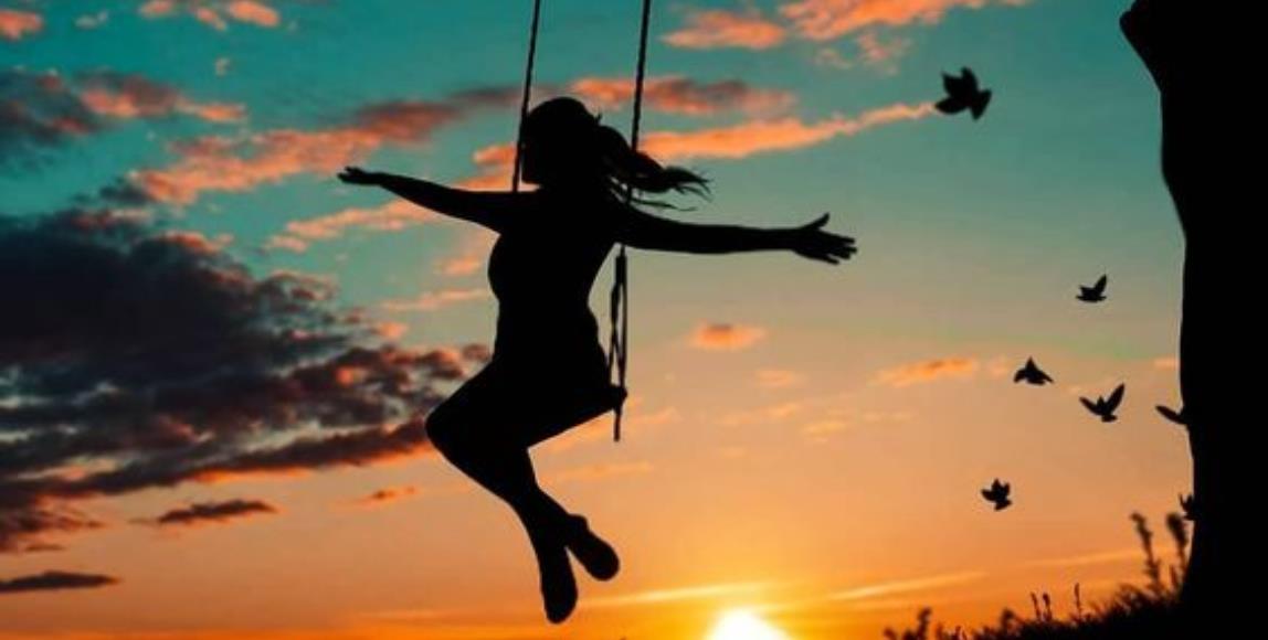 《比鬼故事更可怕的是你我身边的故事》:荒诞诙谐的人生历程,述出女孩生而不平的共同记忆 内容图1 女神网-大潮社TV实时追踪属于女人新资讯的综合网站! 《比鬼故事更可怕的是你我身边的故事》:荒诞诙谐的人生历程,述出女孩生而不平的共同记忆 心灵励志 图1张