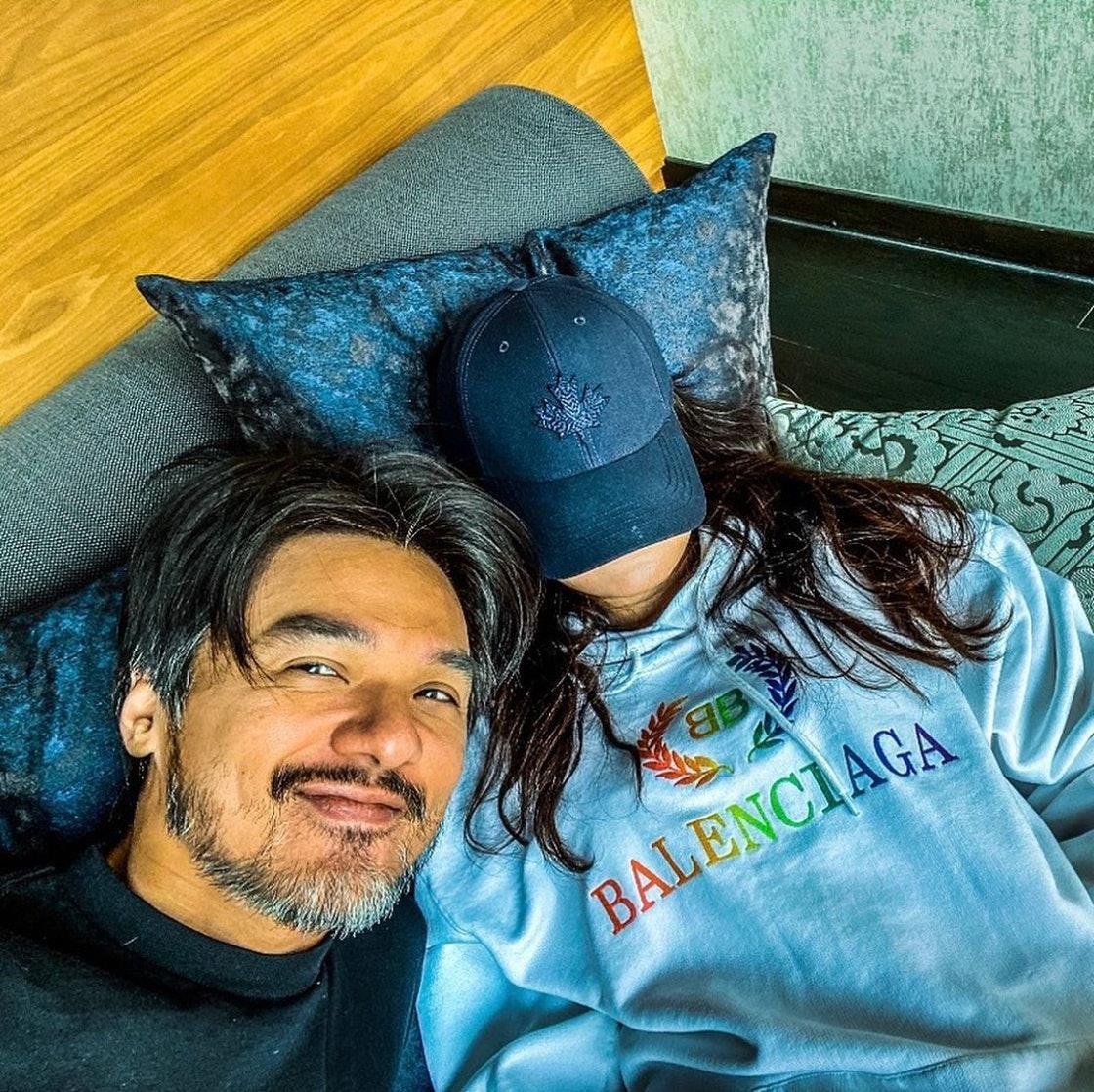 20 年友谊昇华为夫妻。冯德伦:“舒淇是我心目中满分的另一半” 内容图3 女神网-大潮社TV实时追踪属于女人新资讯的综合网站! 2vBEd7fCEKFMjW-8iYZ03Fd8fXLVJ4NPI7JBtCOyQbQ