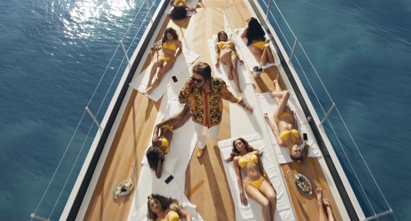 男尊女卑观念真的消失了吗?Taylor Swift 新歌《The Man》揭露男权社会的诟病 内容图3 女神网-大潮社TV实时追踪属于女人新资讯的综合网站! 8v5eNdWeQbKKtU9jr0ZTmURL1QLRFYduD58E_Q-fBP0