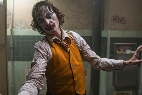 【从电影看人生】惊悚片《小丑》其实是励志片？借由剧中 9 句台词，舒缓职场上的不公与压力