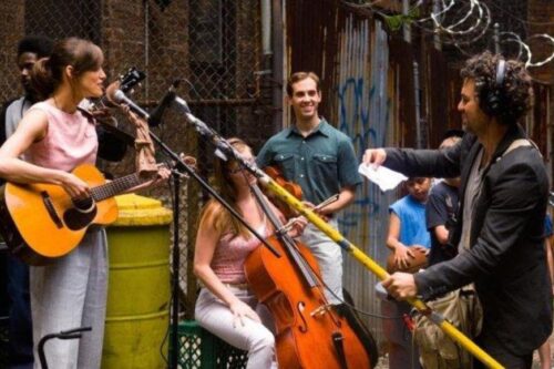 《曼哈顿恋习曲》：关于失恋的摇滚情歌，简单平凡在纷乱繁杂的世界更为珍贵