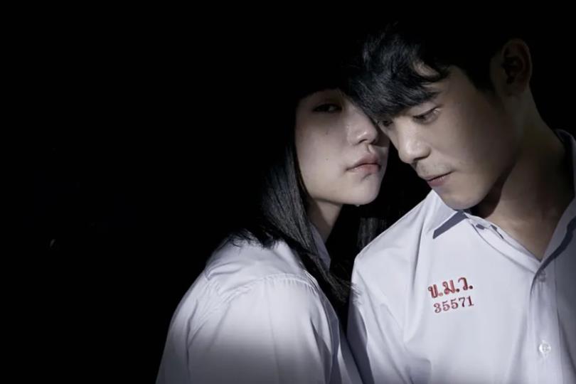 高人气泰国惊悚影集《转学来的女生》:化为纯净面孔下的恶魔,赤裸揭露窝藏心中的恶意 内容图3 女神网-大潮社TV实时追踪属于女人新资讯的综合网站! 高人气泰国惊悚影集《转学来的女生》:化为纯净面孔下的恶魔,赤裸揭露窝藏心中的恶意 影视娱乐 图3张