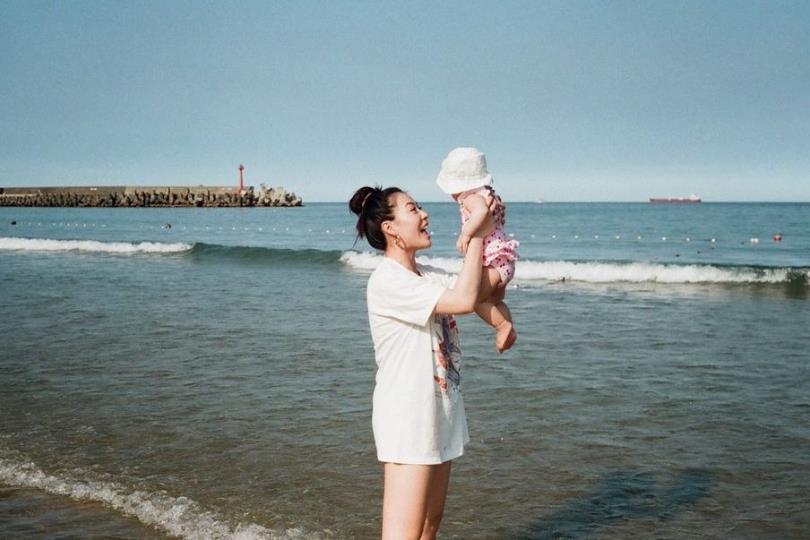 蔡诗芸与孩子一同上山下海,大胆探索世界:环境保育从小开始,期望永续经营的未来 内容图2 女神网-大潮社TV实时追踪属于女人新资讯的综合网站! 蔡诗芸与孩子一同上山下海,大胆探索世界:环境保育从小开始,期望永续经营的未来 影视娱乐 图2张