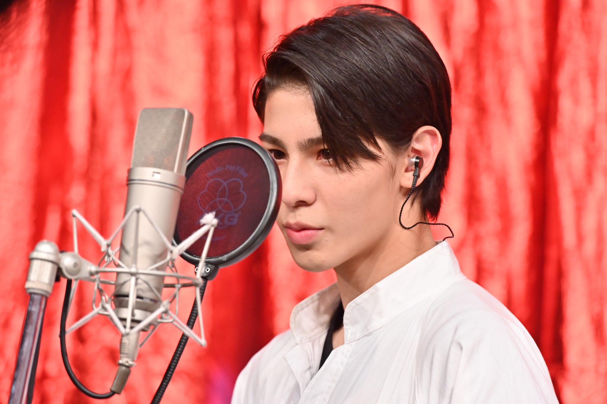 日本“国宝级帅哥”让七夕满是粉红泡泡:佐藤健列居第四,最具成熟魅力 TOP1 是 BL 男神! 内容图5 女神网-大潮社TV实时追踪属于女人新资讯的综合网站! 日本“国宝级帅哥”让七夕满是粉红泡泡:佐藤健列居第四,最具成熟魅力 TOP1 是 BL 男神! 影视娱乐 图5张