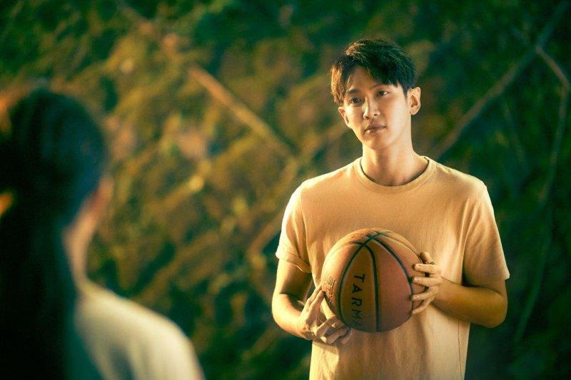 “有些事,一万年也不会变”:《月老》红线串连生死姻缘,九把刀催泪浪漫情节重返大银幕 内容图2 女神网-大潮社TV实时追踪属于女人新资讯的综合网站! “有些事,一万年也不会变”:《月老》红线串连生死姻缘,九把刀催泪浪漫情节重返大银幕 影视娱乐 图2张