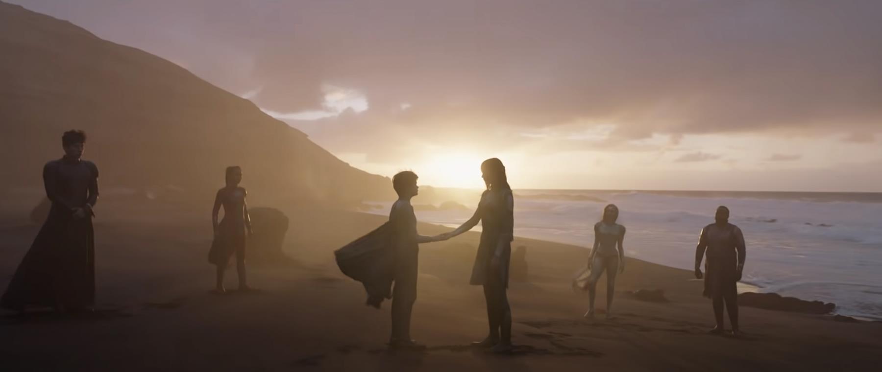 《永恒族》:当奥斯卡奖导演遇上超级英雄,打造如诗如画的另类漫威电影 内容图2 女神网-大潮社TV实时追踪属于女人新资讯的综合网站! 《永恒族》:当奥斯卡奖导演遇上超级英雄,打造如诗如画的另类漫威电影 影视娱乐 图2张