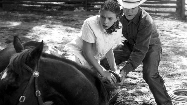 她的性感来自灵魂深处:《黑寡妇》Scarlett Johansson 感情宁缺勿滥,最后情归于“他” 内容图5 女神网-大潮社TV实时追踪属于女人新资讯的综合网站! 她的性感来自灵魂深处:《黑寡妇》Scarlett Johansson 感情宁缺勿滥,最后情归于“他” 影视娱乐 图5张