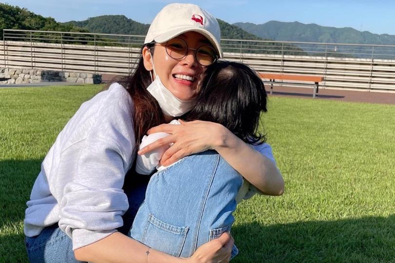 她们已经超过“40 岁”!盘点 3 位第一波韩剧始祖女主角,20 年后的美貌仿佛时光倒流 内容图5 女神网-大潮社TV实时追踪属于女人新资讯的综合网站! 她们已经超过“40 岁”!盘点 3 位第一波韩剧始祖女主角,20 年后的美貌仿佛时光倒流 影视娱乐 图5张