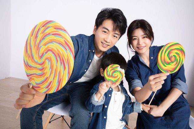 玄彬、孙艺珍 3 月结婚:盘点亚洲 6 对因戏结缘,从萤幕夫妻变真实夫妻! 内容图5 女神网-大潮社TV实时追踪属于女人新资讯的综合网站! 玄彬、孙艺珍 3 月结婚:盘点亚洲 6 对因戏结缘,从萤幕夫妻变真实夫妻! 影视娱乐 图5张