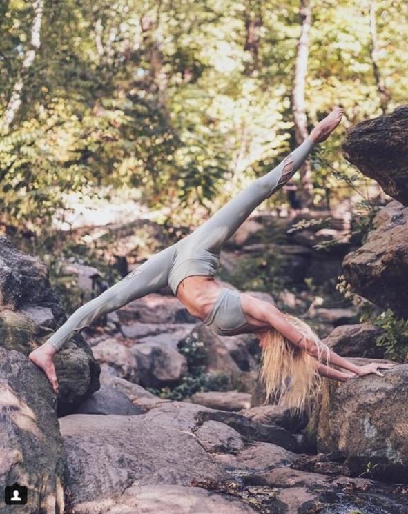 完美身材不是梦!这五位瑜伽大师也太美了! 内容图10 女神网-大潮社TV实时追踪属于女人新资讯的综合网站! 完美身材不是梦!这五位瑜伽大师也太美了! 健康养生 图10张