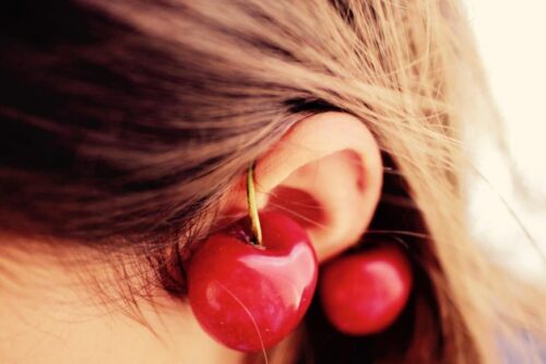 习惯性耳鸣让你睡不着觉？专家说法：有可能是睡眠障碍引起