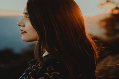 掉发不断、白头发狂冒好困扰！“这些”状况其实是身体发出的求救信号