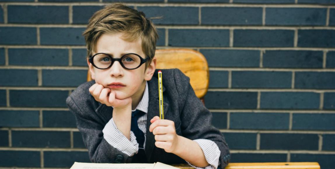 看电视不一定会近视!留意孩子 2 大日常用眼习惯,守护宝贝的灵魂之窗 内容图1 女神网-大潮社TV实时追踪属于女人新资讯的综合网站! 看电视不一定会近视!留意孩子 2 大日常用眼习惯,守护宝贝的灵魂之窗 健康养生 图1张