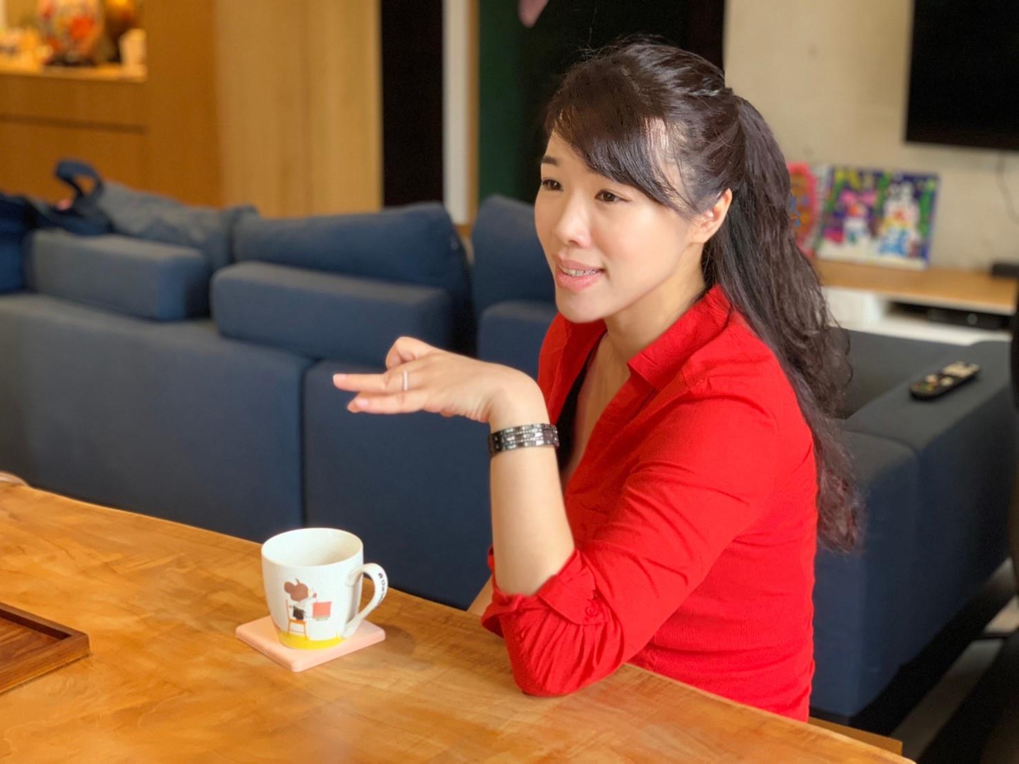 如何兼顾职场与家庭?营养师吴兆芝教你“选对好的保健食品,更有效率照顾家人健康!” 内容图5 女神网-大潮社TV实时追踪属于女人新资讯的综合网站! 20191018_191024_0008.jpg