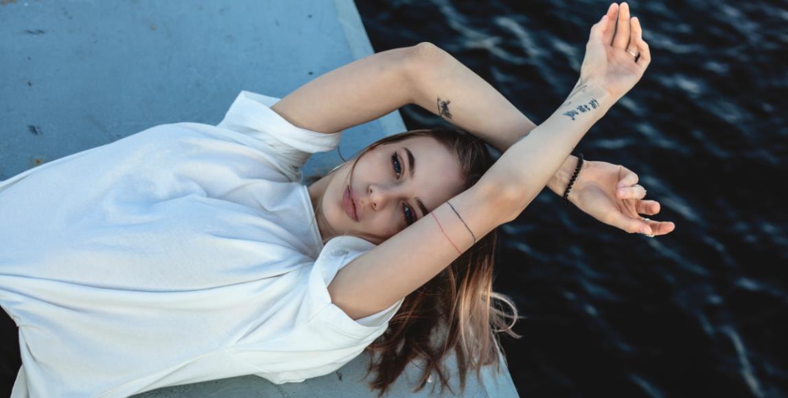 每个女人都要会的自我检测!每天一分钟,用 3 个简单步骤落实乳癌预防 内容图1 女神网-大潮社TV实时追踪属于女人新资讯的综合网站! 每个女人都要会的自我检测!每天一分钟,用 3 个简单步骤落实乳癌预防 健康养生 图1张