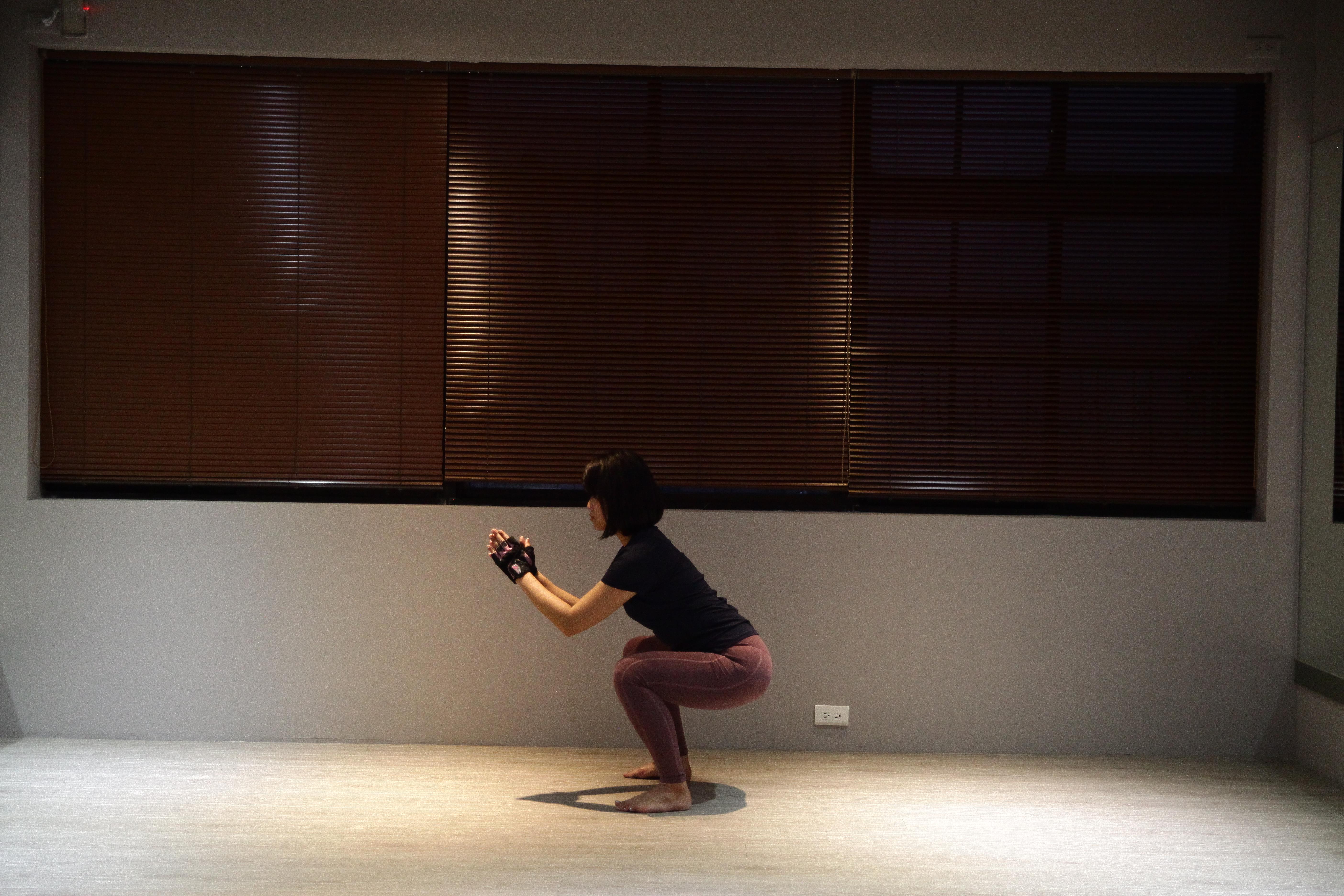 别再用没时间当借口!6 组简单居家运动,伸展锻炼、活络好久没动的筋骨 内容图7 女神网-大潮社TV实时追踪属于女人新资讯的综合网站! IMG_7571