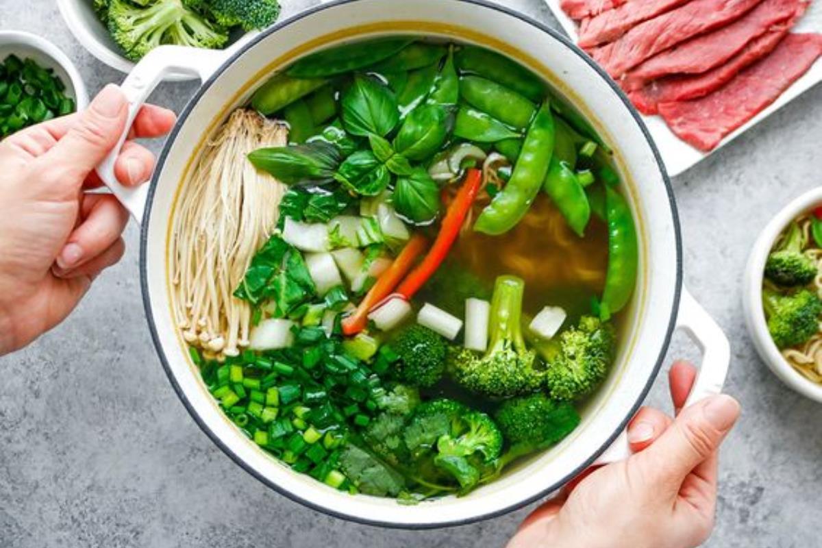 火锅餐盘这样吃!高敏敏营养师教你挑对食材,痛风者也能大啖美味 内容图4 女神网-大潮社TV实时追踪属于女人新资讯的综合网站! 火锅餐盘这样吃!高敏敏营养师教你挑对食材,痛风者也能大啖美味 健康养生 图4张