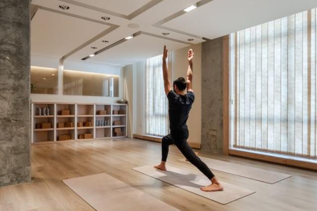 把握天气冷减肥的黄金时期!研究发现:人体发抖可加强燃烧热量,脂肪击退再加倍 内容图3 女神网-大潮社TV实时追踪属于女人新资讯的综合网站! 把握天气冷减肥的黄金时期!研究发现:人体发抖可加强燃烧热量,脂肪击退再加倍 健康养生 图3张