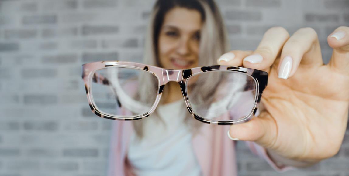 近视雷射人人都适合吗?眼科医师提醒:除了越年轻效果越好外,术后的保养照顾也很重要 内容图1 女神网-大潮社TV实时追踪属于女人新资讯的综合网站! 近视雷射人人都适合吗?眼科医师提醒:除了越年轻效果越好外,术后的保养照顾也很重要 健康养生 图1张